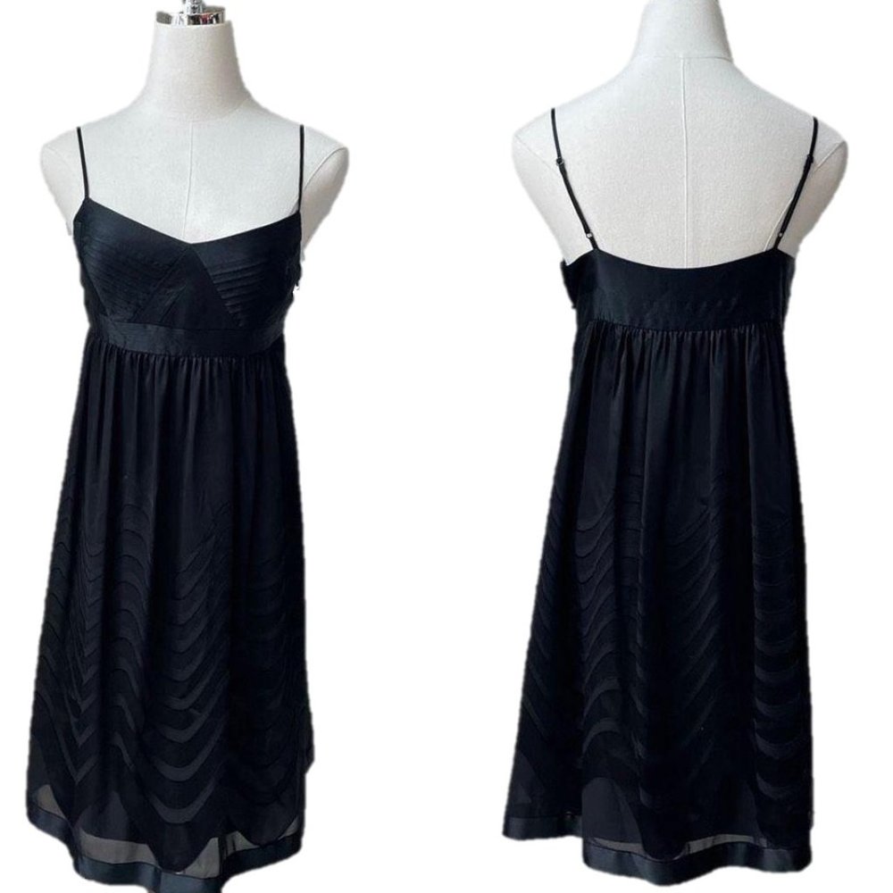 BCBGMAXAZRIA Women’s Black Silk Pleated Cocktail Dress Size 6